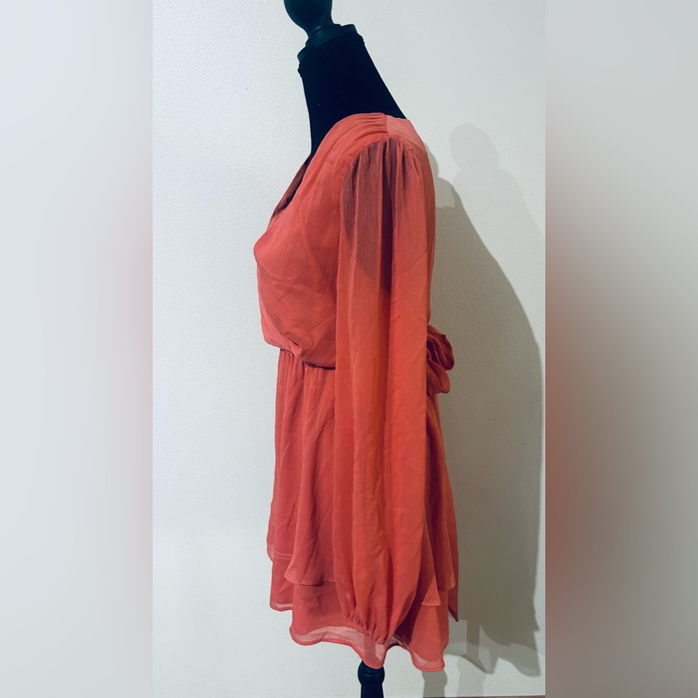 Express Coral Romper - Picture 4 of 6